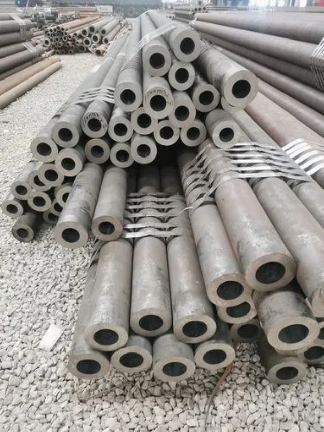 纳雍15CrMoG合金无缝钢管